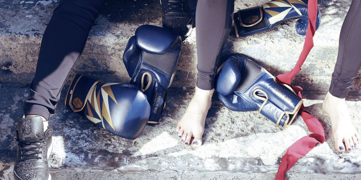 bia boxing gloves