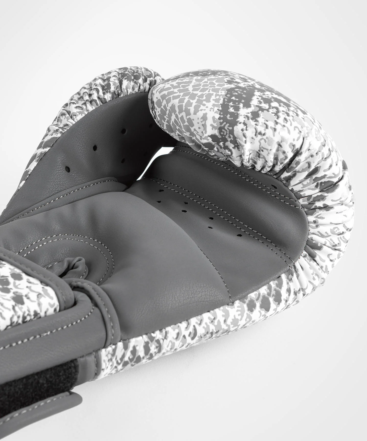 Venum White Snake Boxing Gloves (Women) - Image 5